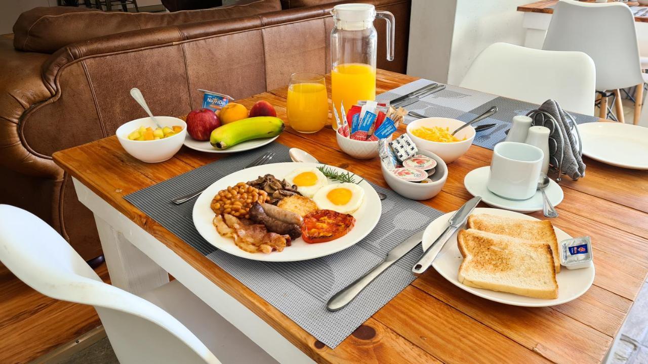 Bed and Breakfast Lido Living East London Esterno foto
