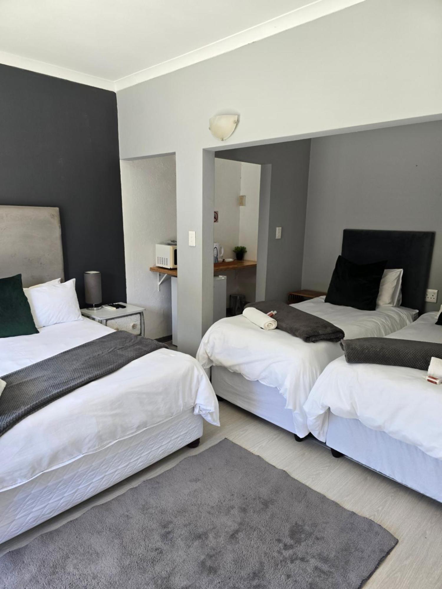 Bed and Breakfast Lido Living East London Esterno foto